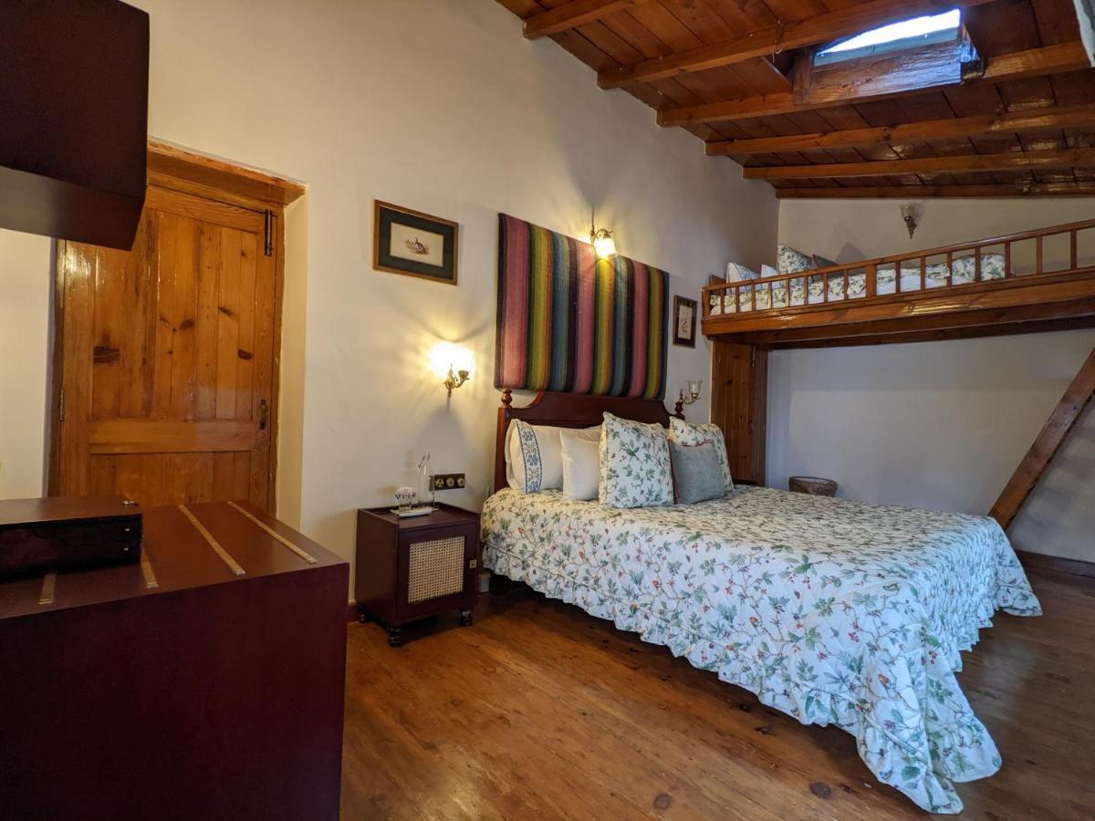 Blue Book At Gethia, Nainital Hotel Екстериор снимка