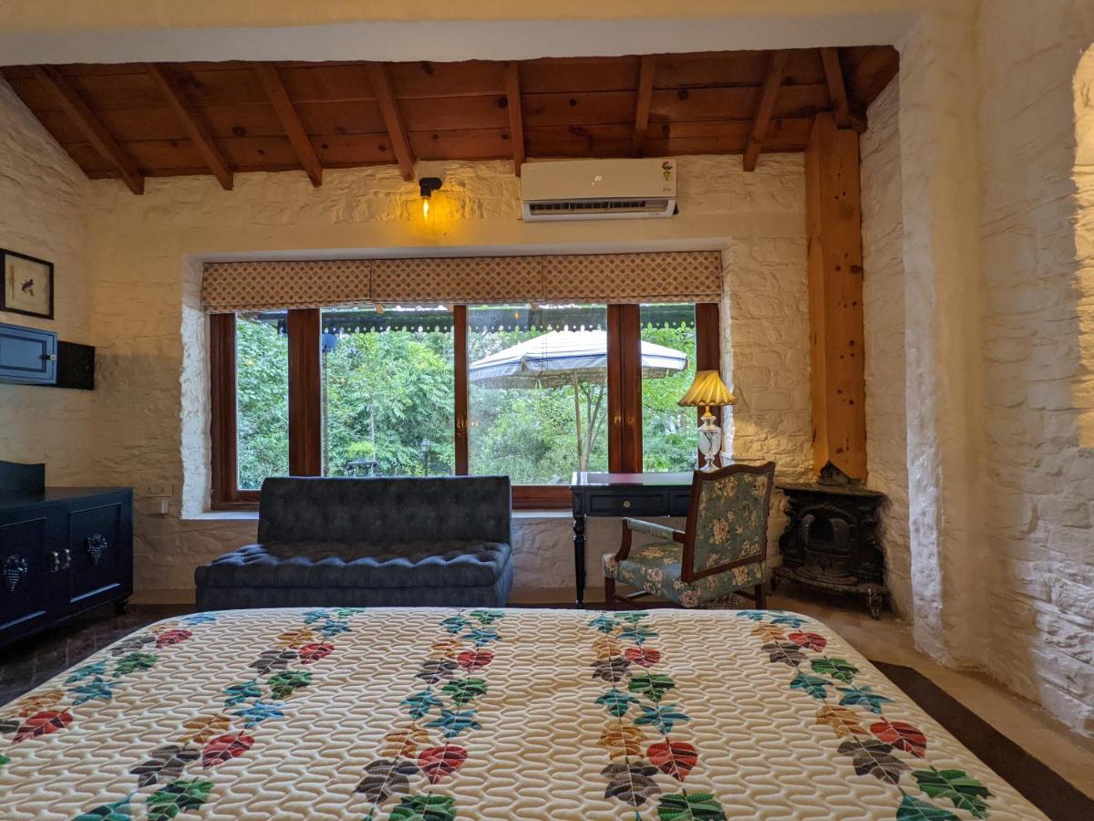 Blue Book At Gethia, Nainital Hotel Екстериор снимка