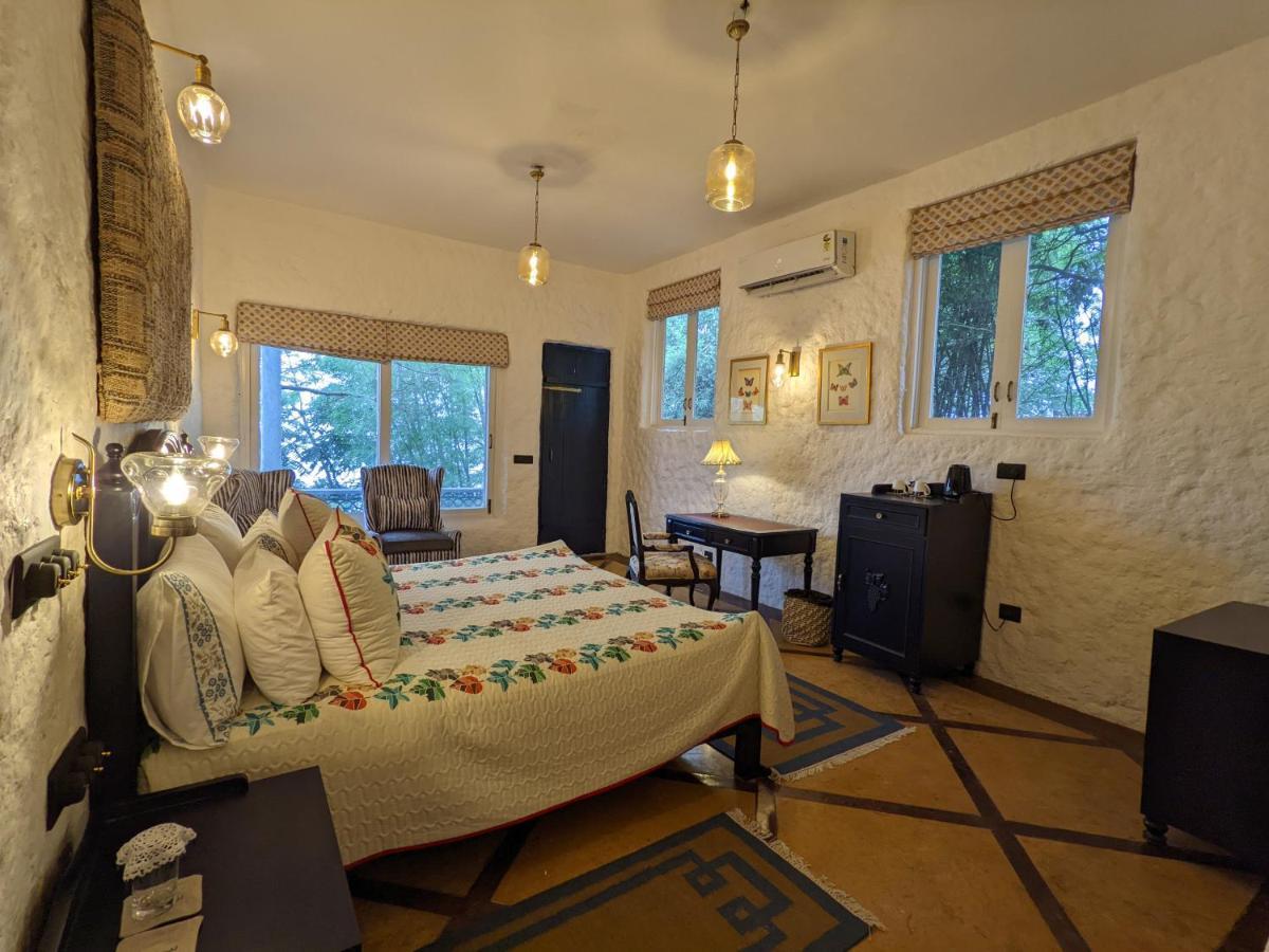 Blue Book At Gethia, Nainital Hotel Екстериор снимка